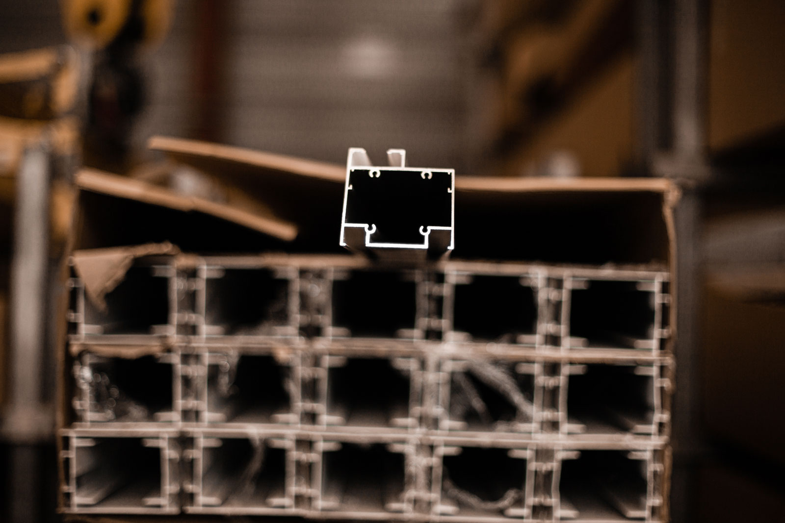 Extruded Ridge Blue Ridge Aluminum, Co. - Aluminum Extrusion - Blue Ridge Aluminum Co.